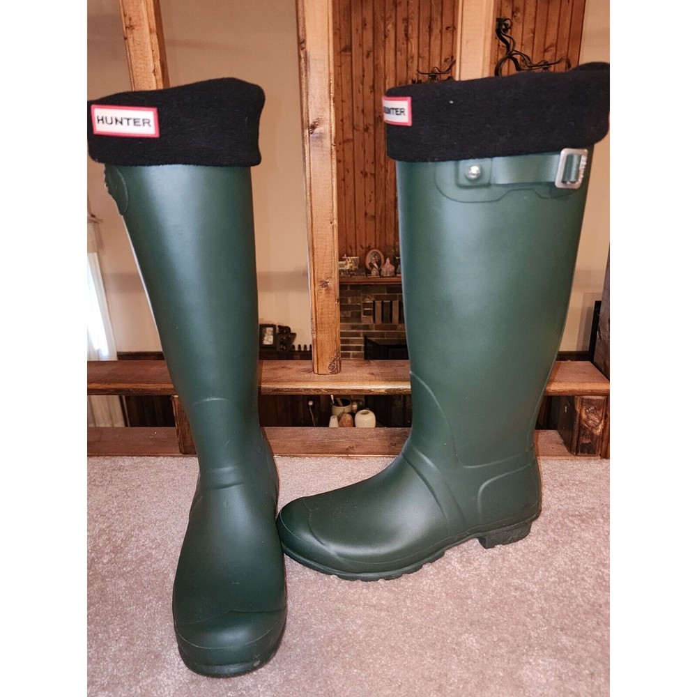Size 10 Women's Hunter Original Tall Rain Boots Matte Green With Black Inserts